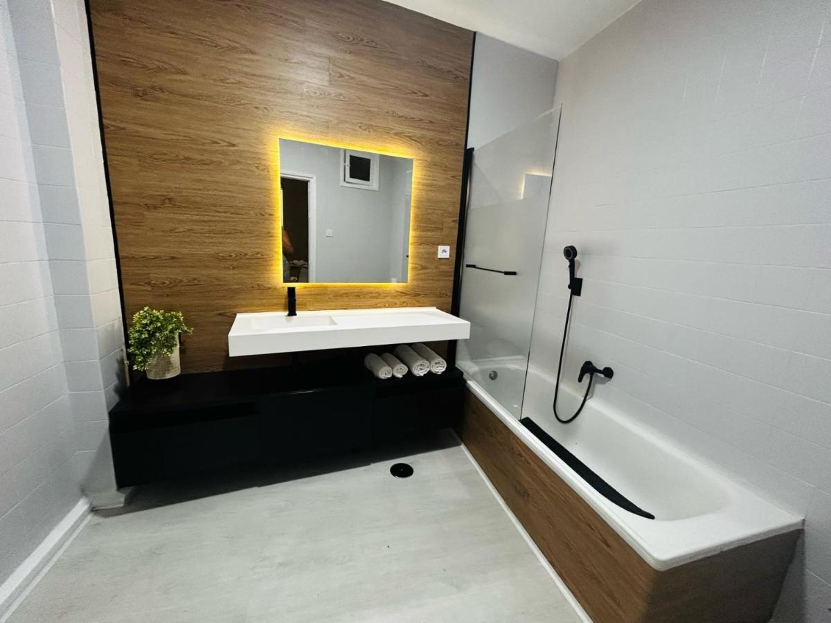 Apartamento Plaza Castilleja de la Cuesta Kültér fotó